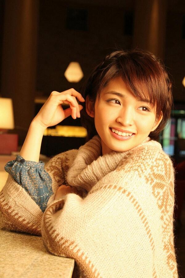 岡本玲 かわいい と思ってくれたらｒｔを 美女画像お届けbot Bijyo Otodokeb