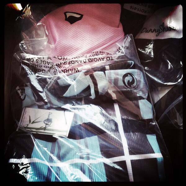 TriBombReviews's tweet photo. A nice box of new @dannyshanecyclo gear has arrived for testing. #tribomb http://t.co/na3Uhzt6tL