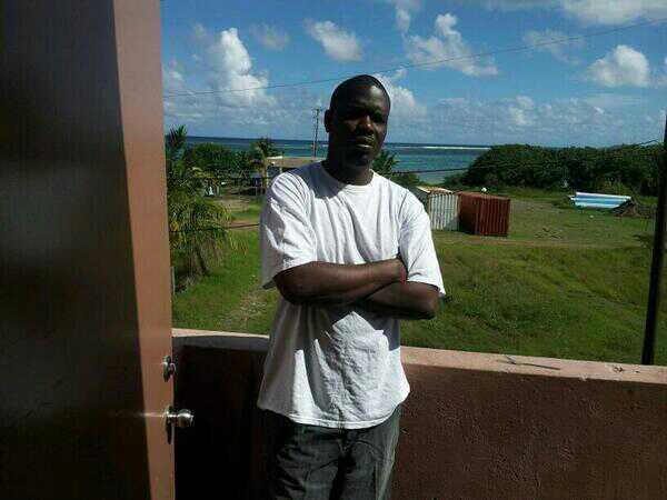 kimal_andreas's tweet photo. Chilling http://t.co/kICk5ER24i