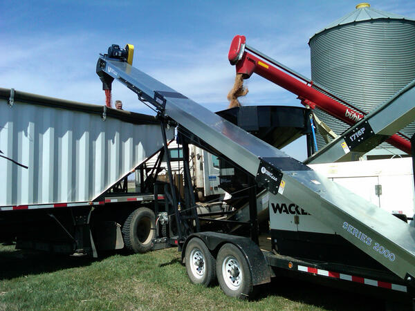 carmanfarmer's tweet image. ignore the temps, spring is coming. starting to setup seed treaters in MB #cruisermaxxvibrance #plant13