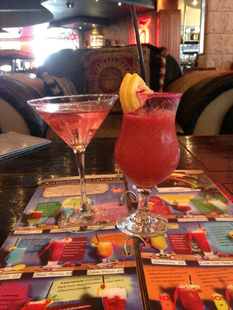 BarelyFay's tweet photo. #cubana #deepHouse #cocktails #nothingWrongWithThat http://t.co/XoIvuitsj0