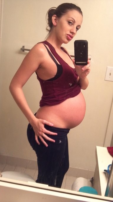 Fuck yeahh. Still sexy :) http://t.co/zaCXr62EN5