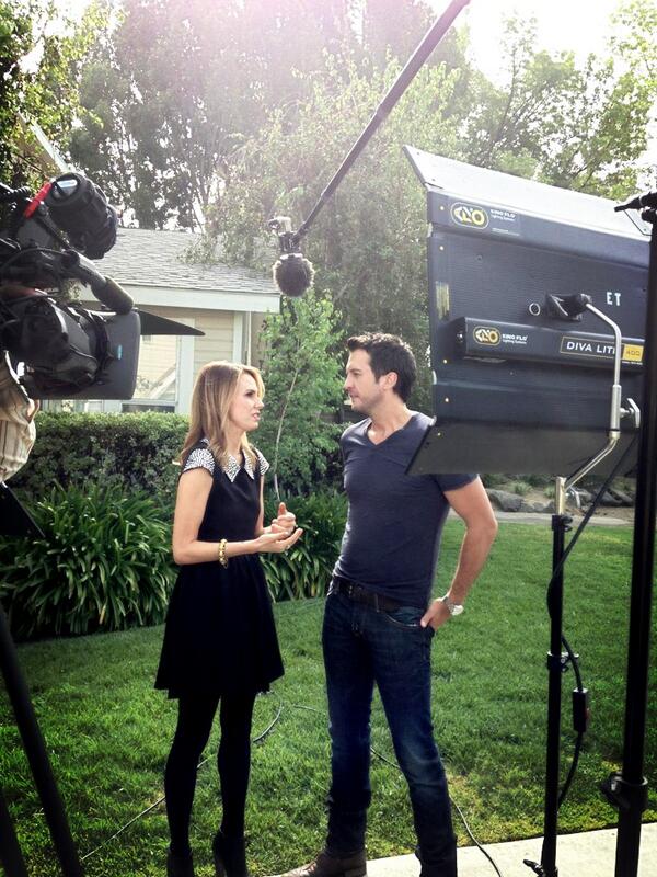lukebryan tweet picture