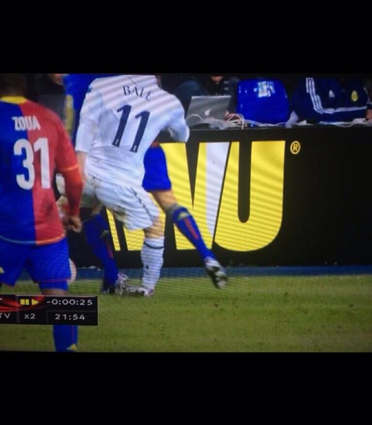 BHCUxpyCEAASIoQ.jpg:large