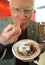 Fake Flake tweet media