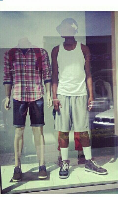 MalikFitts's tweet photo. Do I look like one ? #tbt haha #HappenedLastWeek http://t.co/MNEYSnNfZL