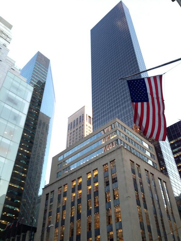 RobertoBolle's tweet photo. #NYC http://t.co/BshqI96b5D