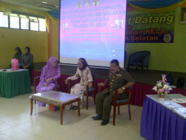 PRN Melaka Tn <a href="/AliasMdJali/">Alias</a> turut hadir d Majlis Pelancaran Puspanita Cwgn Melaka hari ini. @KP_RELA <a href="/relamalaysia/">relamalaysia</a>