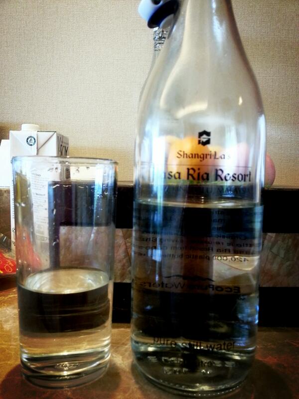 Vivian_smallbug's tweet image. Their tipical water