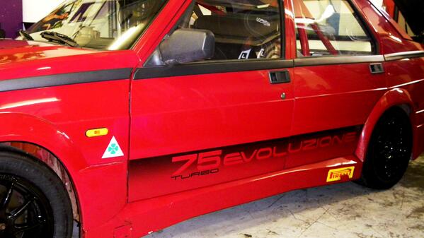 RacingJs's tweet image. `De baas` is dan wel op ' circuit v Dijon,hier gaat het werk ook gewoon door. Klaar vr DNRT (SI) Zndvrt Succes Jouke!