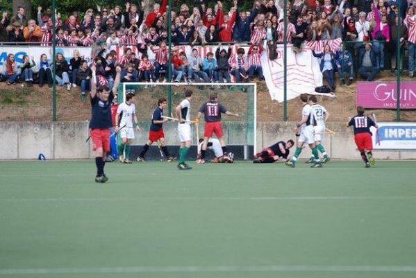 jverdussen's tweet photo. Tonight game against watducks!! Be There! #staysecondbeforetheplayoffs! http://t.co/CEmn37AyOV