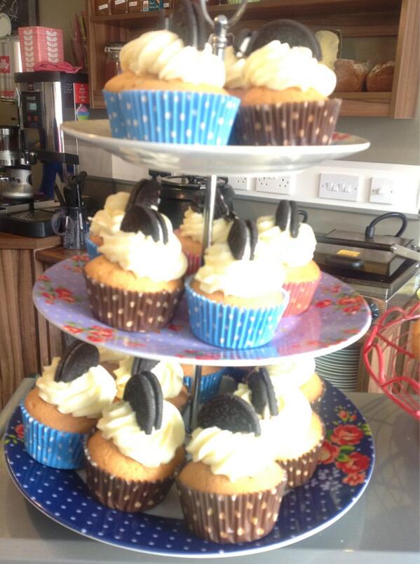 CakesbyBernie's tweet photo. #oreo is 101, happy birthday from all at Bernie's Kitchen. Cookies and cream cupcakes, yum... http://t.co/P4rsP1mV7R