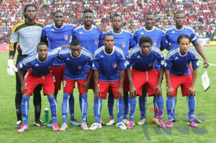 GuerrierDonald's tweet photo. Cheche Moun Ki Donald Guerrier a la pou mwen Map tande nou http://t.co/4WJlppmPYe
