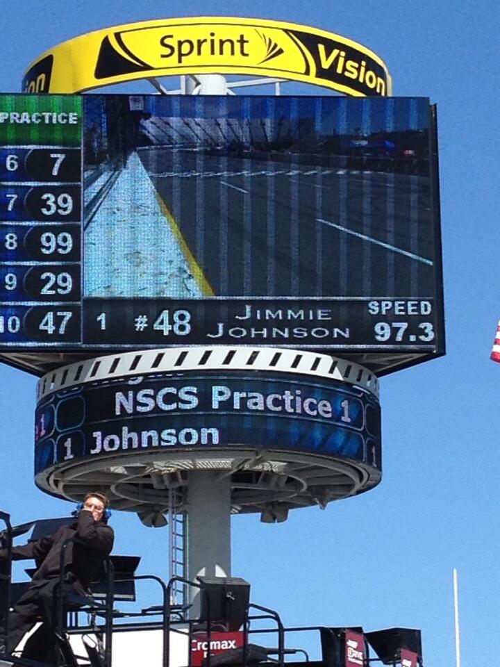 BHGe_IiCAAIXyev.jpg:large