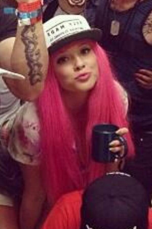 MichelleRay's tweet photo. 💋💛💕💙💜💚❤💗💋 http://t.co/XUCQsqzwYh