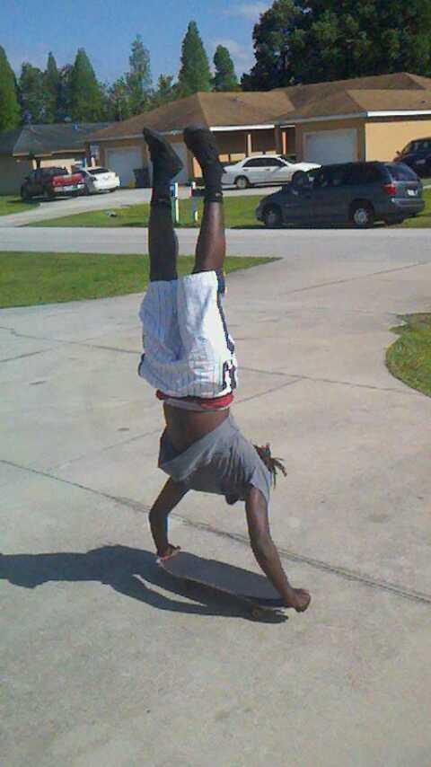 ChicoMFstiick's tweet image. LOOK AT THIS NIGGA! KJ KILLING IT! #TPWS