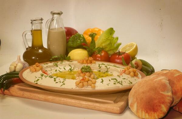 AbuJbaraRest's tweet photo. Humos abujbara http://t.co/P6GvtERyrf