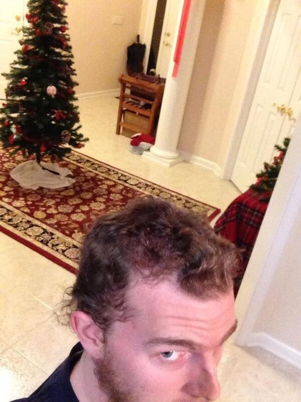 YHanook's tweet image. Less hair