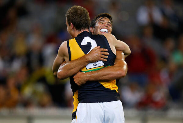 weedo04's tweet image. And @trossman18 says to @dylgrimes2  "good to have ya back brother" #gotiges #wellplayed #2Zip