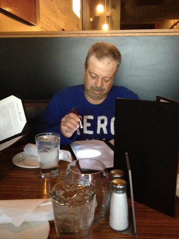 rovita04's tweet image. It was too dim for Dom V to read the menu so he fixed the problem #MiniFlashlight #Shiiieeet