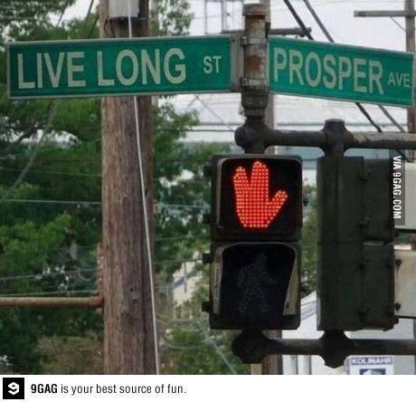 At the corner of Live Long and Prosper 9gag.com/gag/6950996?re… via <a href="/9GAG/">9GAG ❤️ Memeland</a>