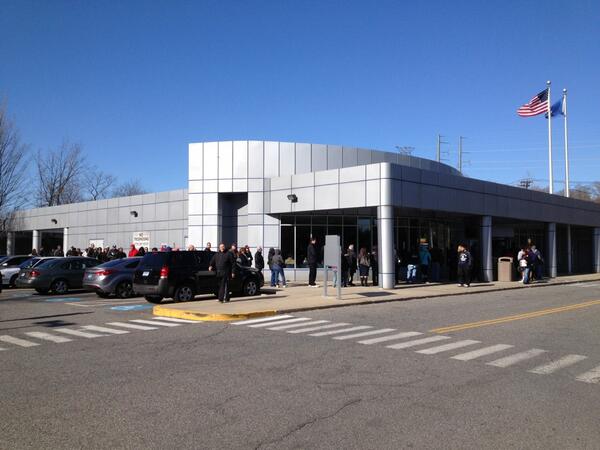 FancyRedStapler's tweet image. @GovMalloyOffice this is ridiculous. Just got to CT, already thinking about leaving. #DMVfail