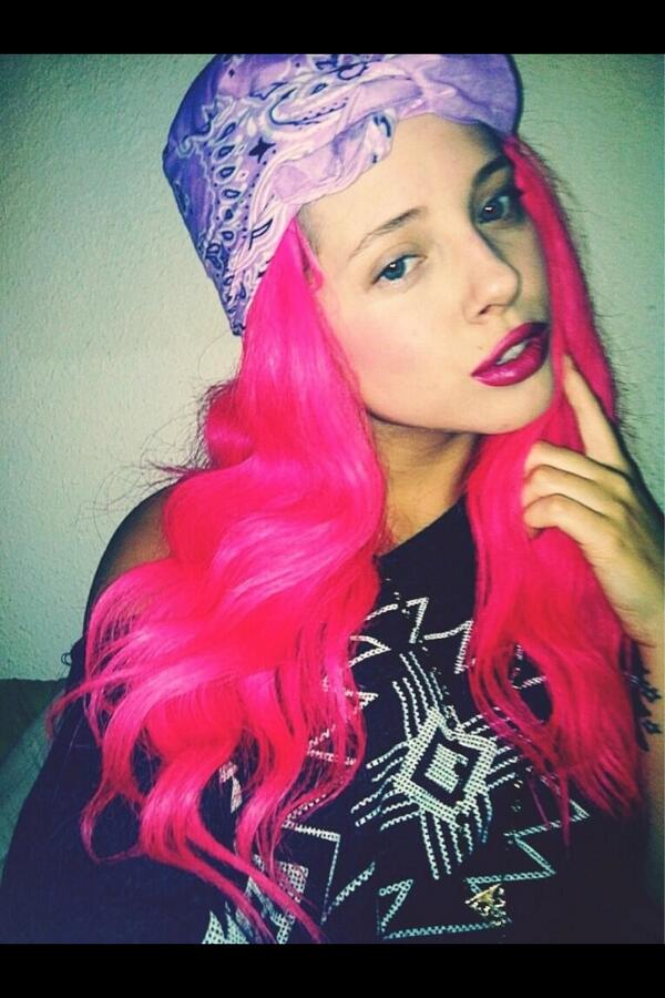 MichelleRay's tweet photo. 💜💗 #RT http://t.co/iFEm4bvcKM
