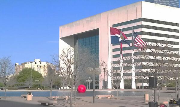 <a href="/TheStandDallas/">Shell Shack</a> <a href="/SweetieVs/">SweetieV's</a> <a href="/bombaychopstix/">bombaychopstix</a> <a href="/UnforsaconBacon/">Crypto Professora 👩‍🏫</a> <a href="/WoundUpCafe/">Jason Hapka</a> Tour Dallas come see us...Ahhyyeee