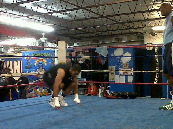 bckybr's tweet image. #Ringtime @1Babybull #JuanDiaz @houstonstyle @espn @GoldenBoyBoxing