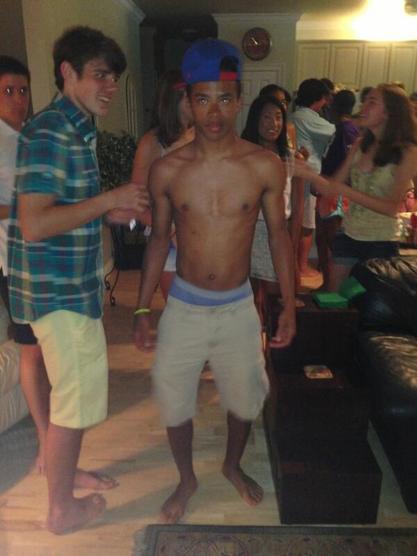 Marshmorrow1212's tweet image. Best photo of sb13? #yams #trapmode @DJYAMS1