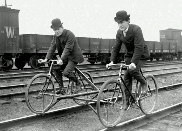 MTB_Py's tweet image. Los pioneros del ciclismo