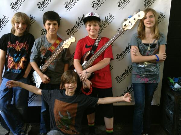 TKAAFest's tweet photo. Tech 12 http://t.co/PFMwTapoTe