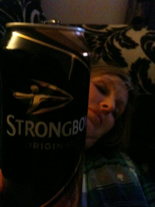 HotmailRiley's tweet image. How big is that can. It's amazing.