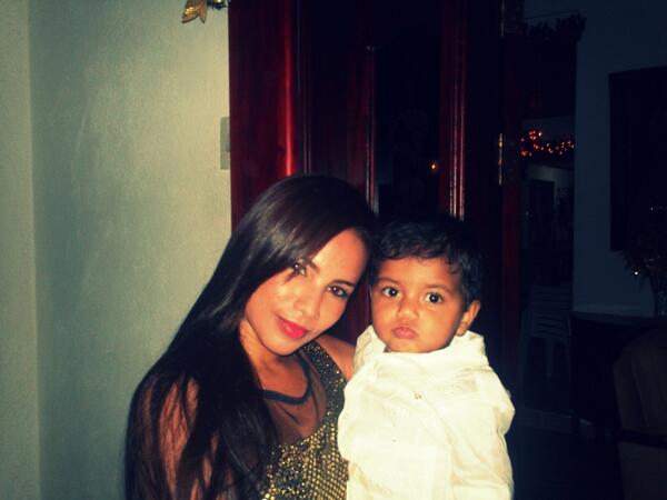 tatisakosta's tweet photo. recibir un besito de este hombrecito, no tiene precio... espectacular....muaaaaaa http://t.co/sfxlPLxWQU