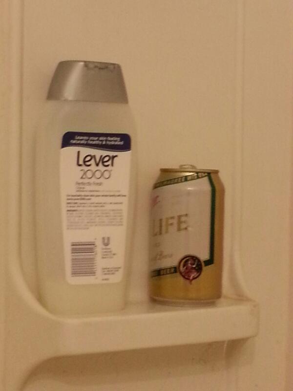 Juicesayyy's tweet image. #hendrixproblems