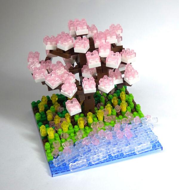 O Xrhsths Hiropo Sto Twitter 少し遅れましたが ナノブロックで 桜 作ってみました ピンクでは濃いので桜色を出すために白 ブロックにクリアピンクを重ねてみました 川にも桜の花びらが落ちているようにしています Nanoblock 桜 Http T Co G121qx7obd