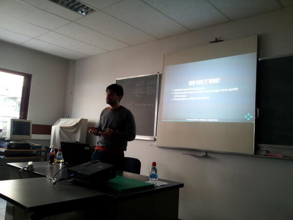 kbsingh's tweet image. .@fvollero talking about #ImageFactory at #Loadays #load13