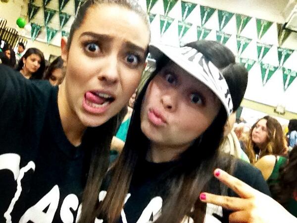 ashhbea's tweet image. My lovely❤ love her to death @caarobaabyy #lastassembly #thatvisortho