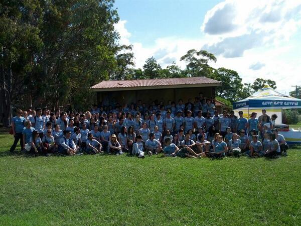 mirandagraham_'s tweet photo. Had a great day volunteering at Glenfield School yesterday with the gang from @OptusRockCorps  #giveandgetgiven http://t.co/EiJFiNCIOg