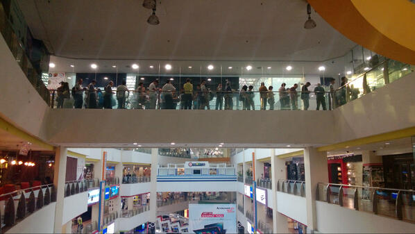 ameliaa's tweet photo. And the #Surface march in APAC carries on, with the exciting #Singapore launch on April 5th...what a queue! http://t.co/Ilv41o9kt2