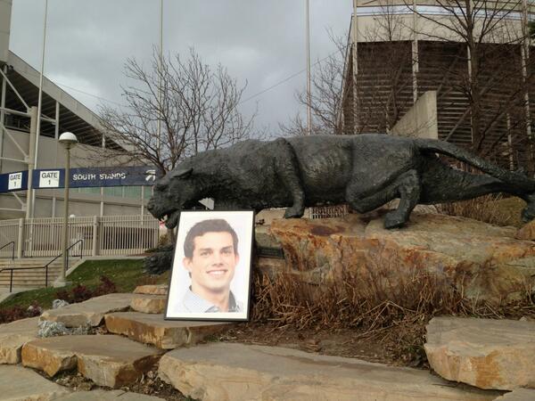 Flat_Brando's tweet photo. Shout out to all the hot cougars I saw this weekend at #LDSConf http://t.co/gDL9kRNvRa