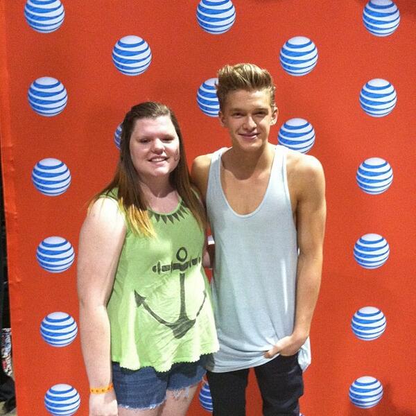 YourCodyUpdates's tweet photo. Cody meeting fans today in Atlanta #2 http://t.co/MUuTVIOVp4