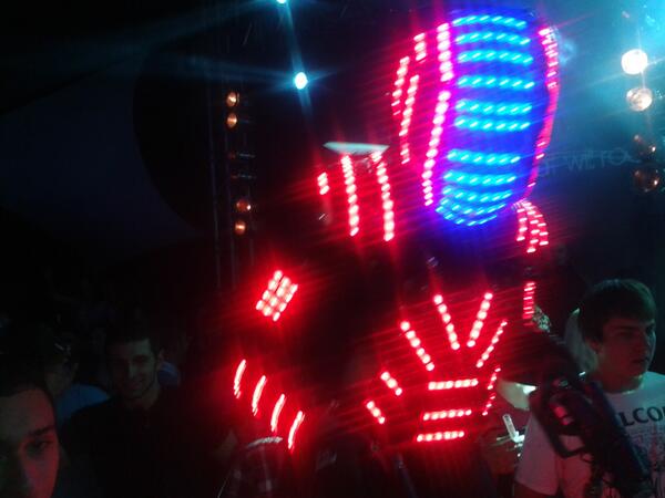 vemmaicon's tweet image. #robotron63 inesquecível