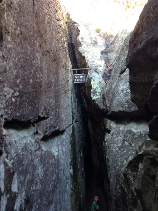 nhenderson10's tweet photo. Who said I can't get thru "The Fat Man Squeeze" http://t.co/wcXqmU9qaK