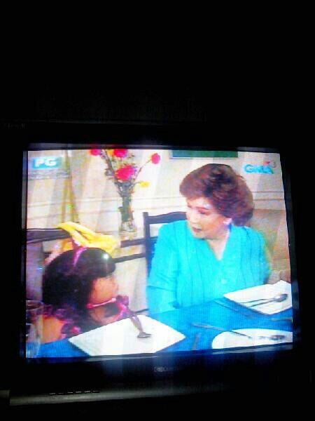Jaspimadness's tweet photo. Laughtrip ang #therYZZAMAEDIZONSHOW http://t.co/POrQjqo2Pa