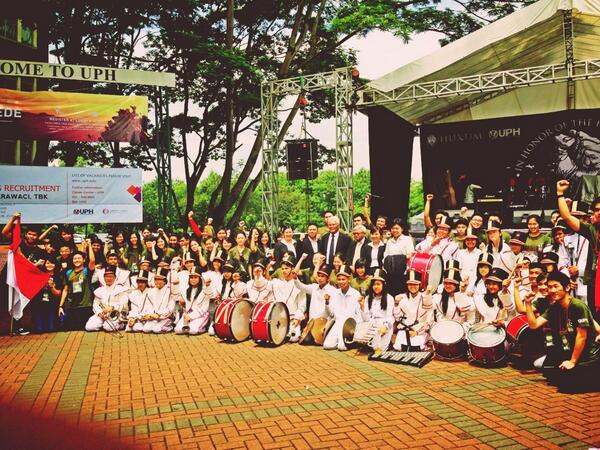 Panitia, Dosen &amp; Marching band . PRO JUSTITIA!!!!