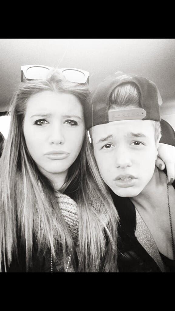 aalis_96's tweet photo. Ti voglio bene❤ @martinbieberboy http://t.co/q00Ea6zRCO