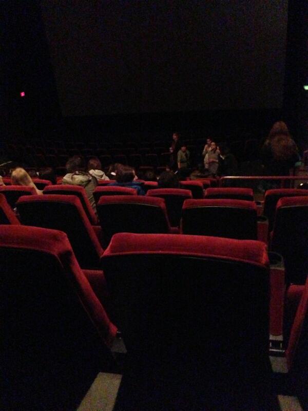 kiarapiccolo's tweet image. at the moviez #skippingclass?