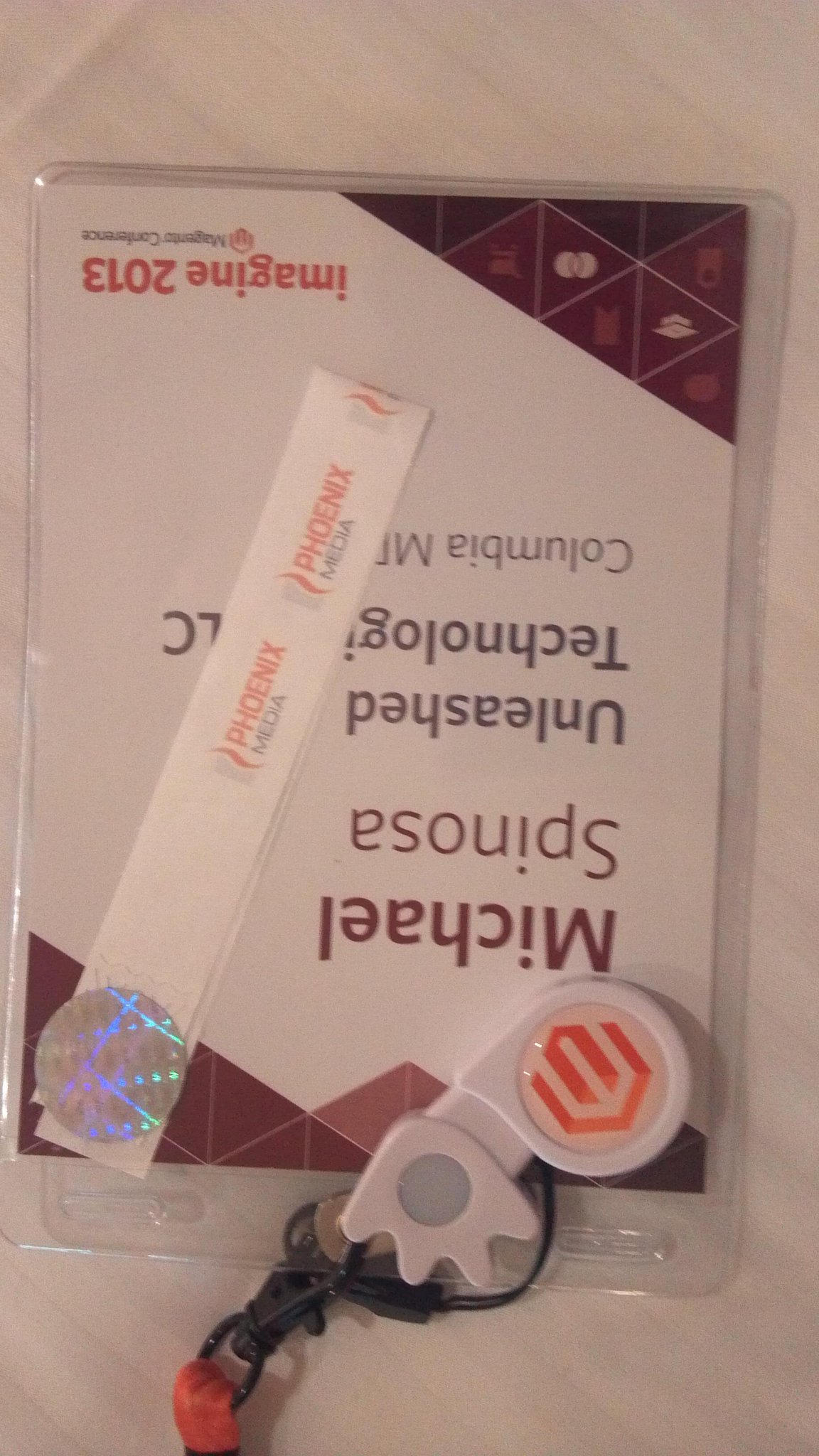 MSpinosa: Complete with Poken USB. Better than a business card #magentoimagine http://t.co/7HS2fHUqvT