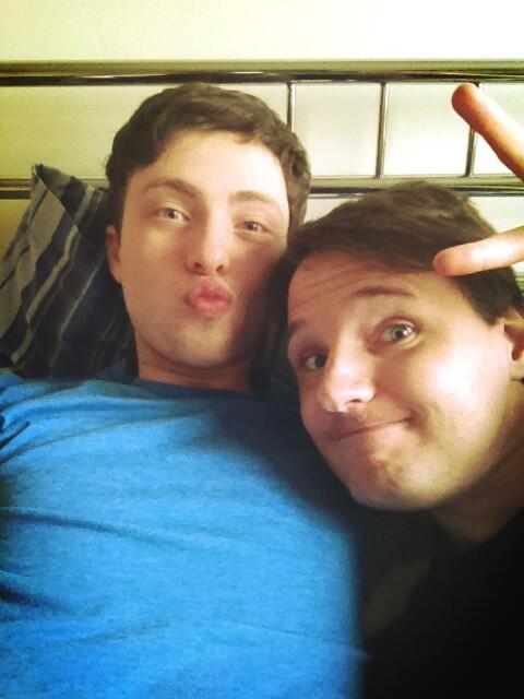 Watch Tom Howes's leaked NSFW photo on TwXstars